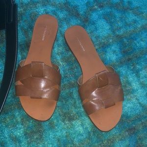 14th & Union cognac brown sandal slides 7.5
